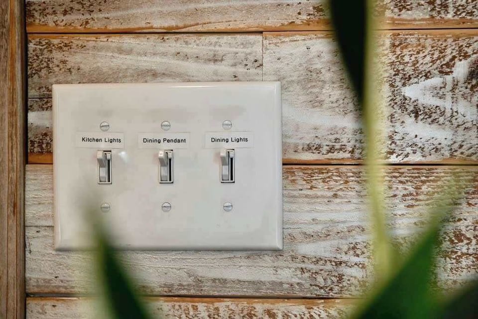 28. Labeling Throughout takes the Guest Work out of Learning New Home Systems