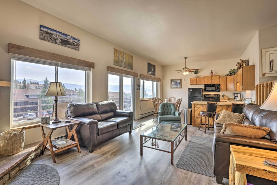 Silverthorne Vacation Rental | 2BR | 2BA | 823 Sq Ft | Stairs Only Access