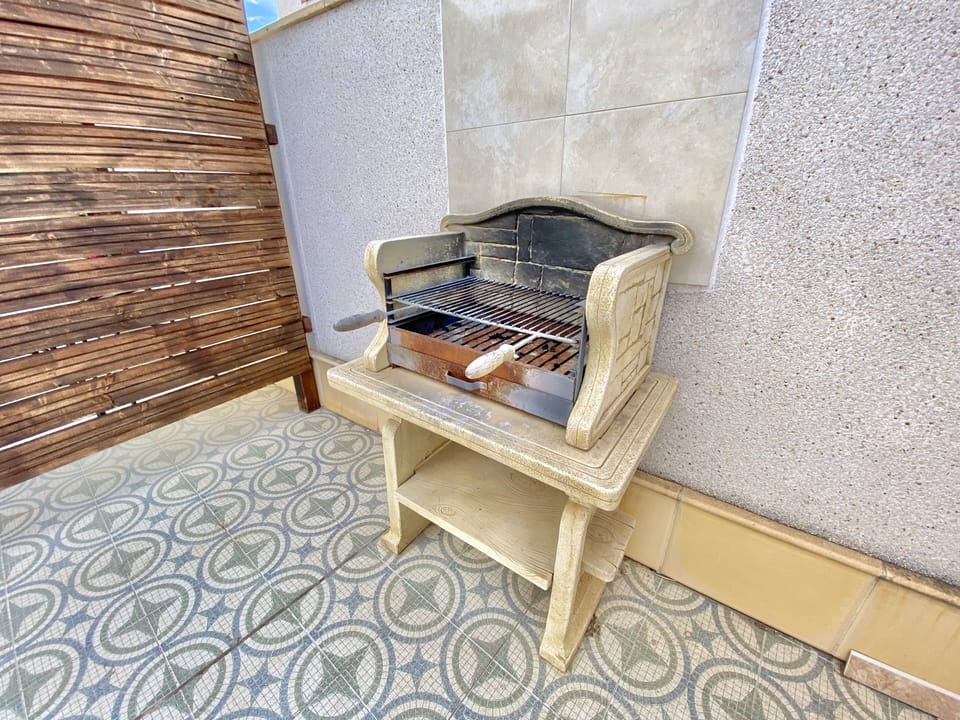 Charcoal BBQ 