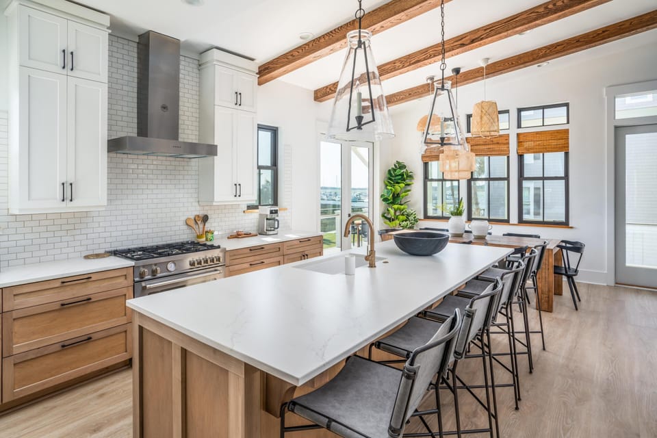 Designer's Kitchen (Fully Equipped)