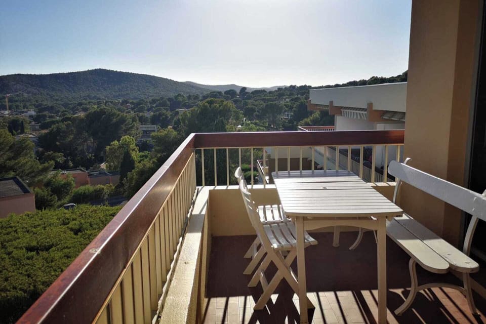 Living room balcony
