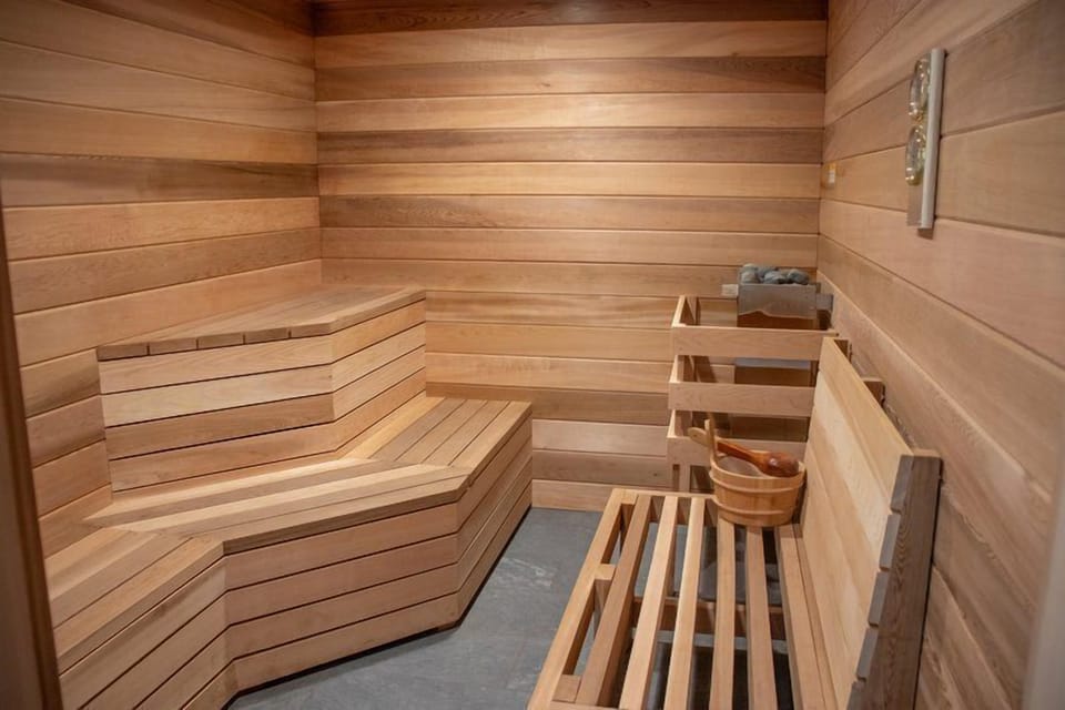 Melt away the day in our private wood-paneled sauna.