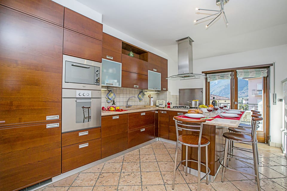 Kitchen and dining area