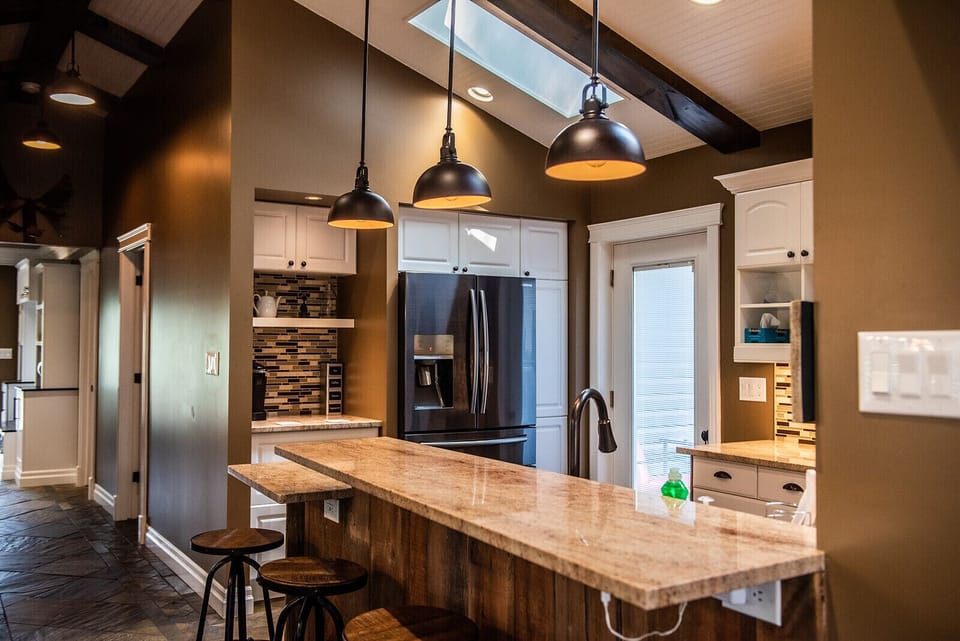 Beautiful breakfast bar area.