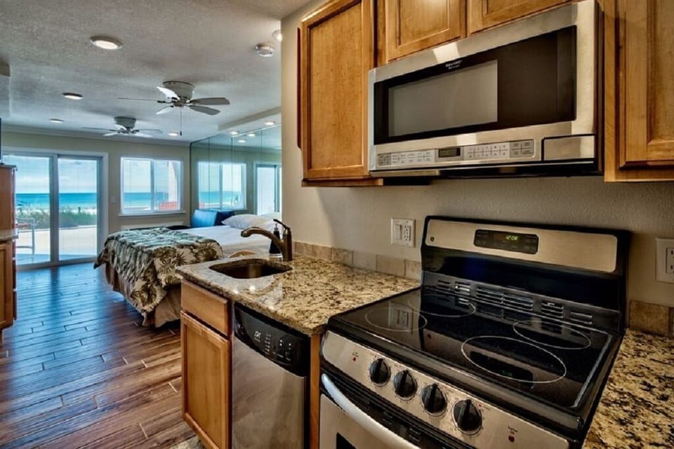 Full Equiped What view as ya Cook