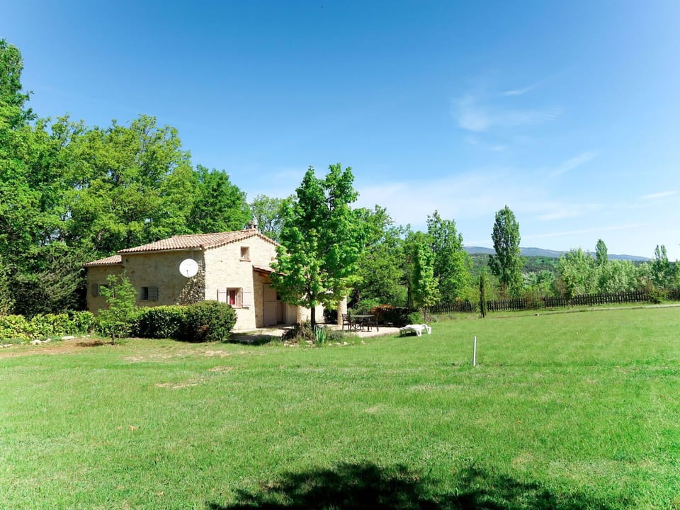 Property, Natural Landscape, House, Land Lot, Green, Home, Grass, Grassland, Real Estate, Yard