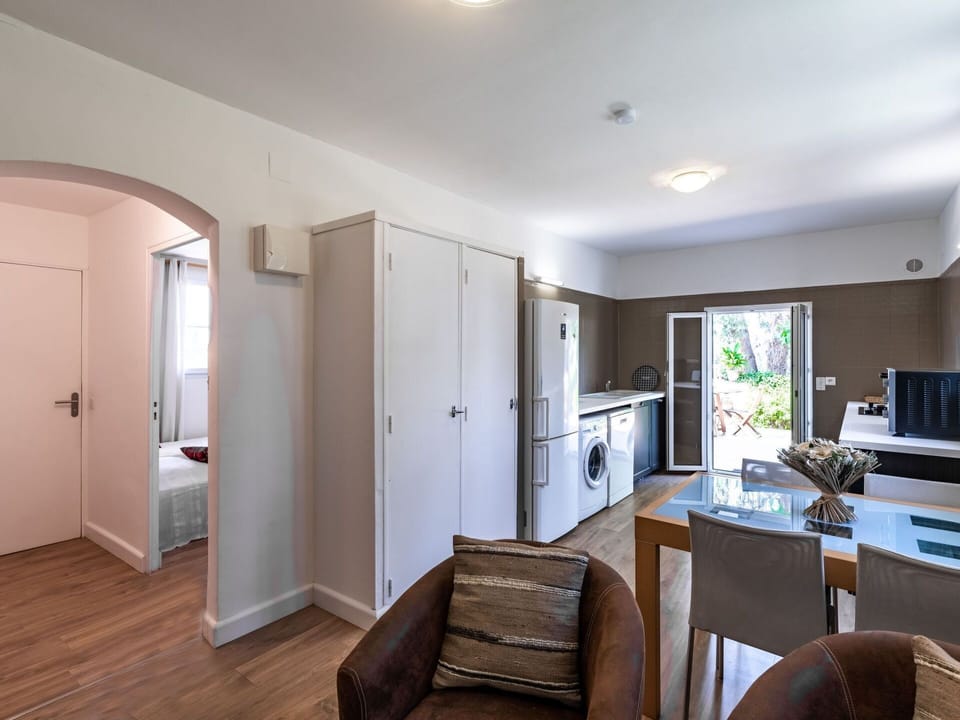 Door, Cabinetry, Wood, Home Appliance, Lighting, Interior Design, Building, Wood Stain, Flooring