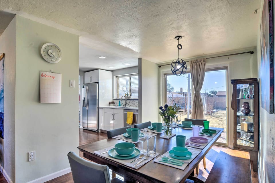 Dine together at the table or head to a nearby Albuquerque restaurant.