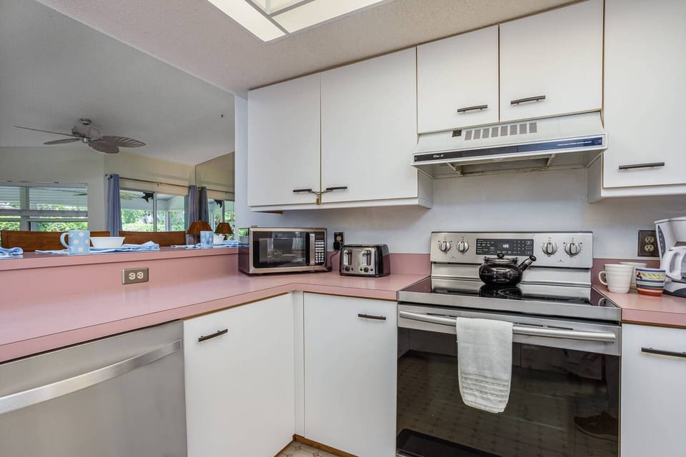 Stainless steel appliances in the kitchen, plus cookware, dishes, cups included.  No food items.