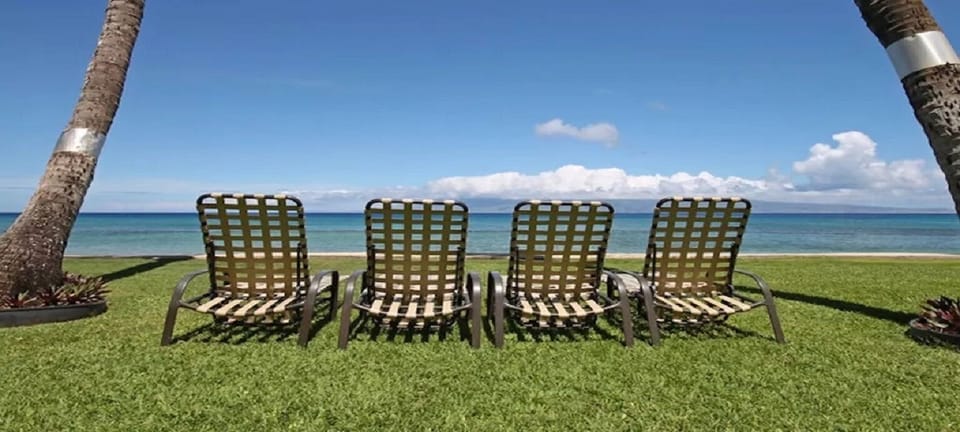 The Hawaiian & Paradise Penthouse Ocean / Beach Views