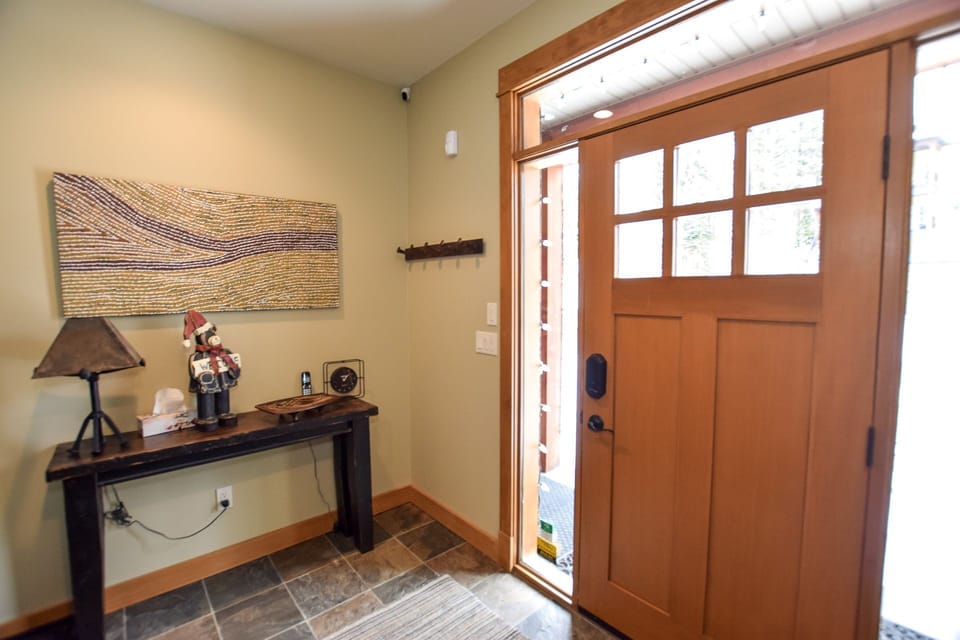 Large Entryway
