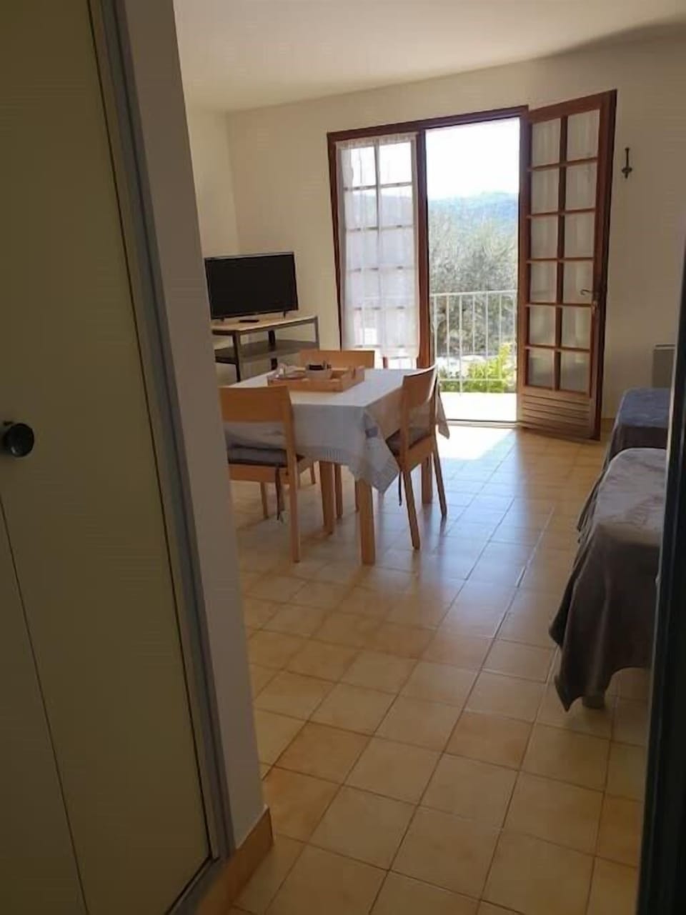 du couloir vers le séjour