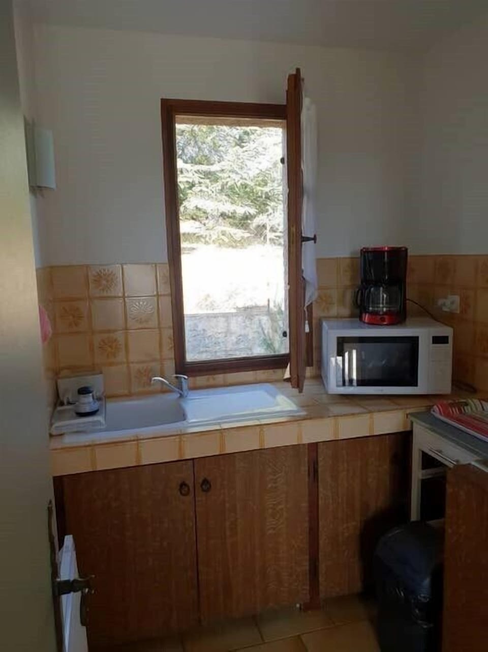 F3da9a03 71a8 4ef9 b5bd 0ff3d7f3421e