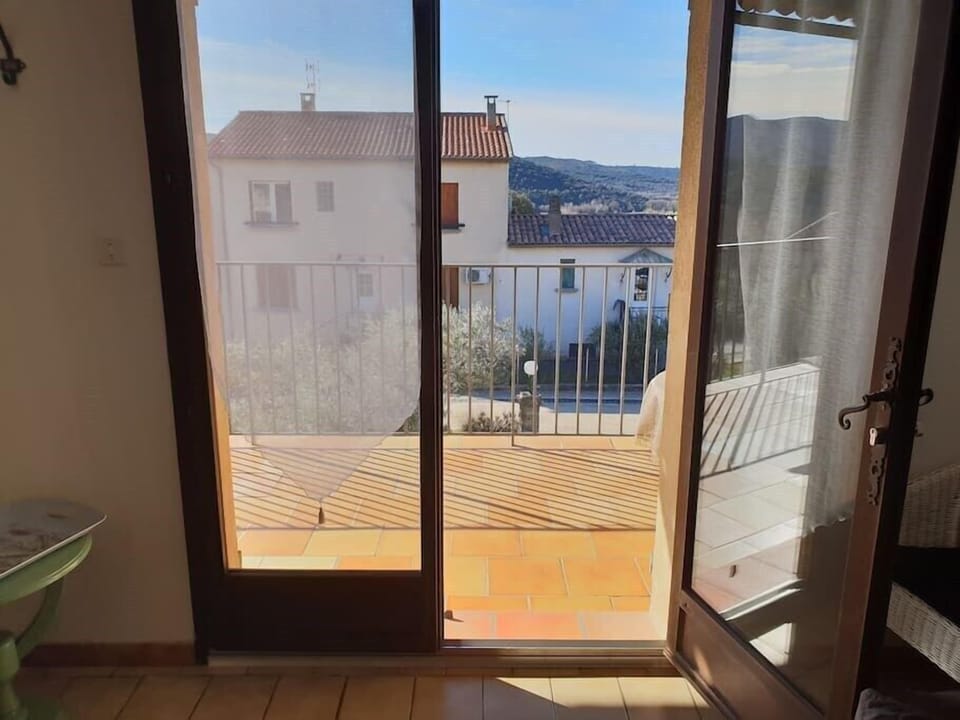 vers la terrasse