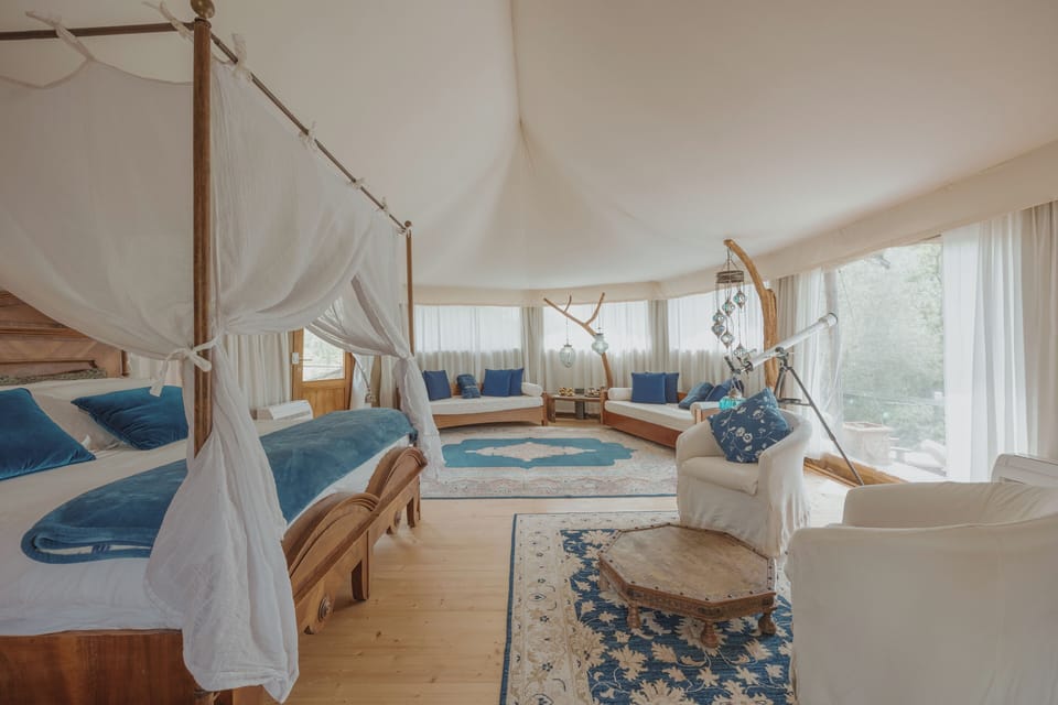 Serene bedroom retrait. 