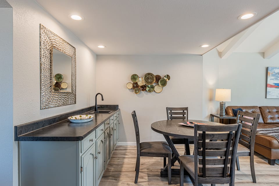 Breakfast Area with Seating for Four and Plenty of Counter Space - Great for Entertaining, Games or Planning Your Next Day of Activities