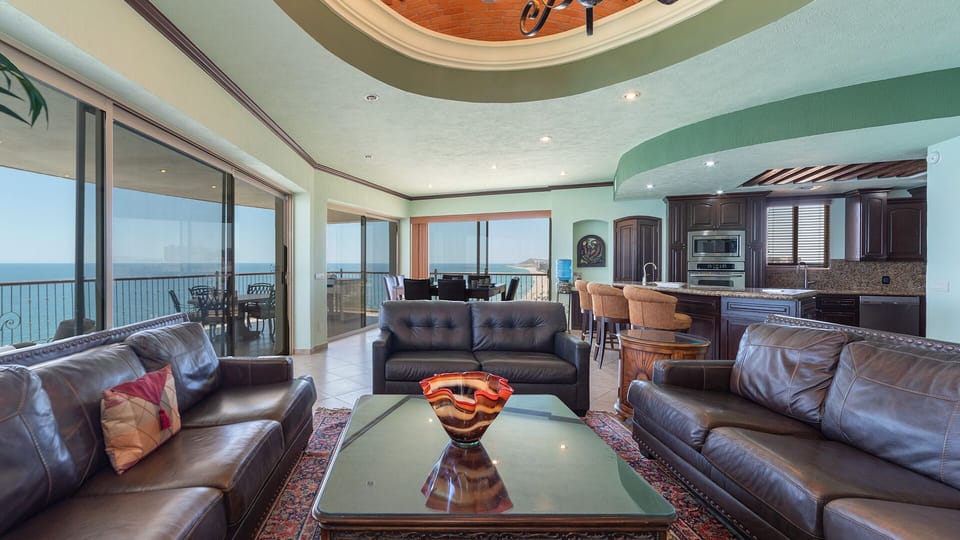 Opulent living room