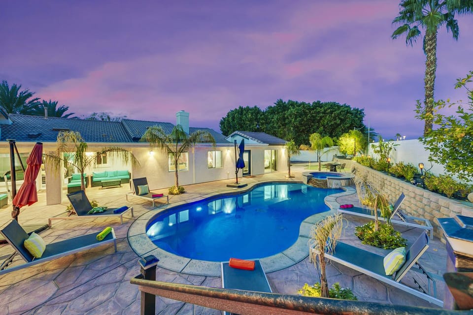 Welcome to Desert Delight, a stunning five-bedroom, private pool, and spa, offering 2,018 square feet of luxury living.
