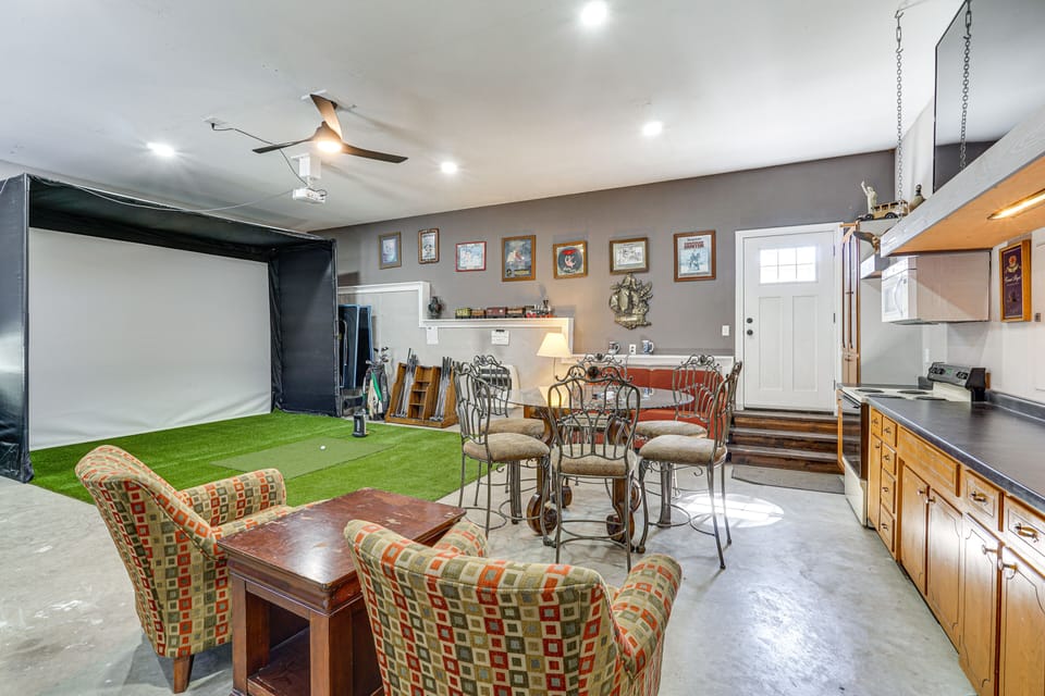 Game Room | Golf Simulator | Multi-Level Property