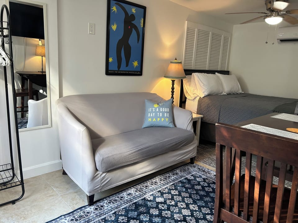 Suite view with Queen size bed.