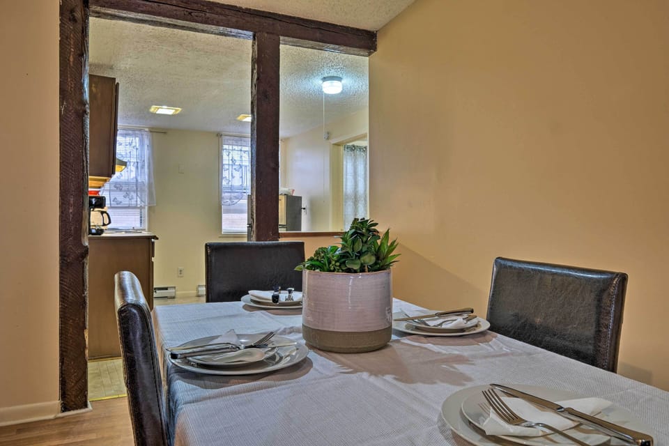 Dining Space | Dishware/Flatware