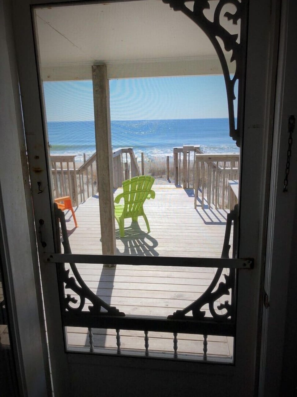 viewoutfrontdoor