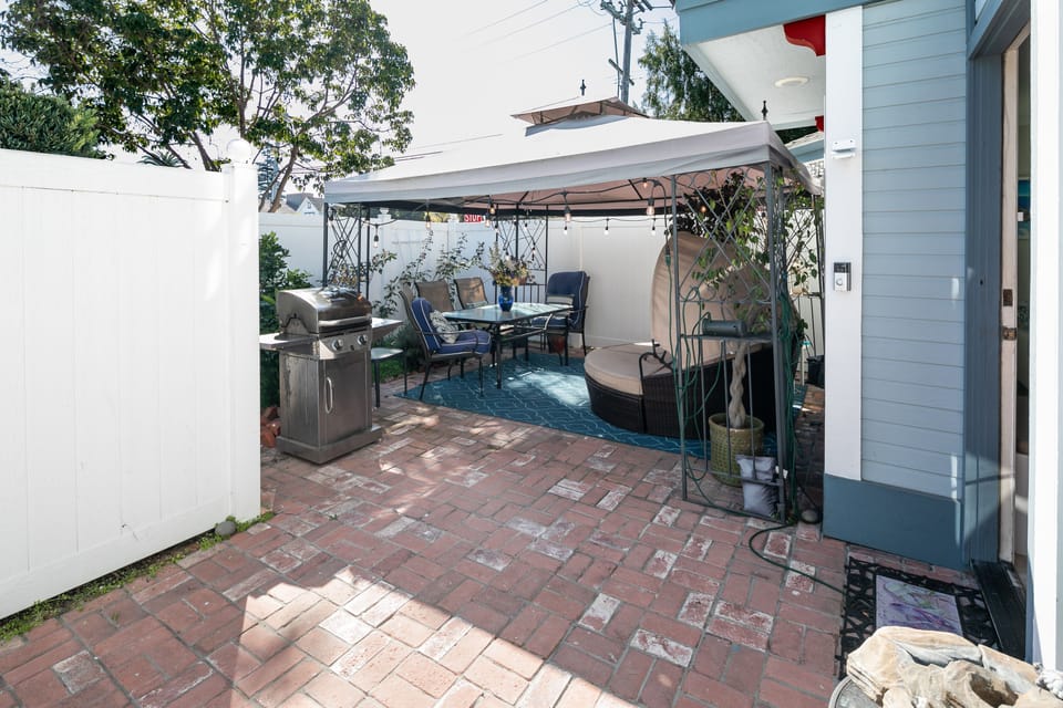 BBQ Grill, cozy seating and out door lighting