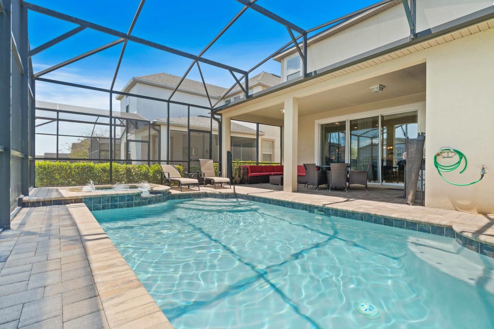 Private Pool and Spa