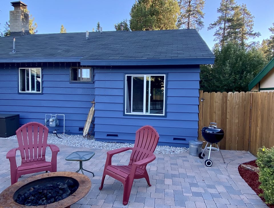 Back patio with gas fire-pit