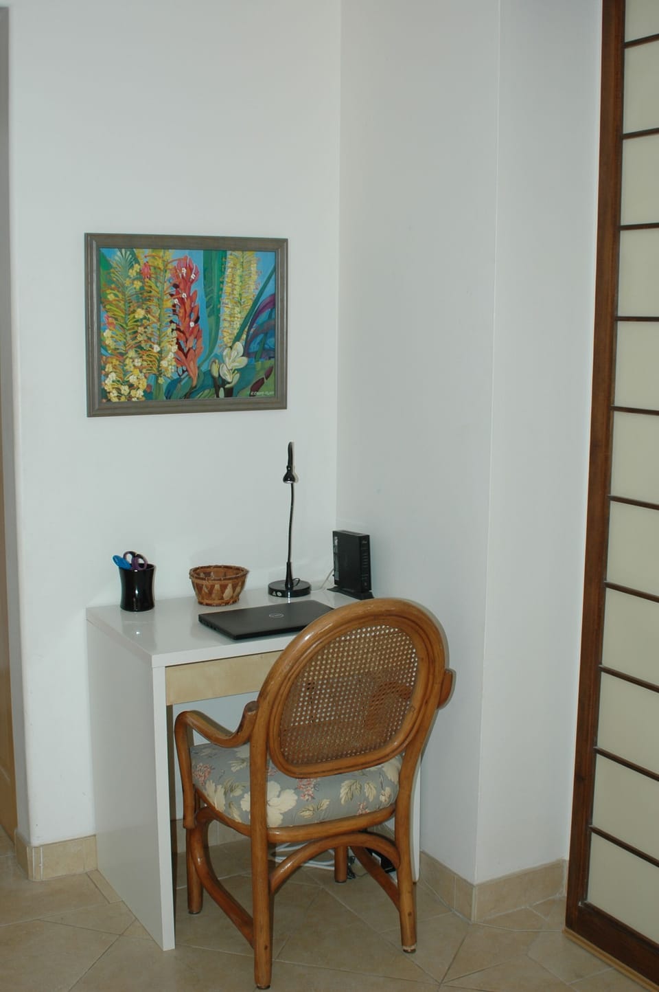 Computer desk 