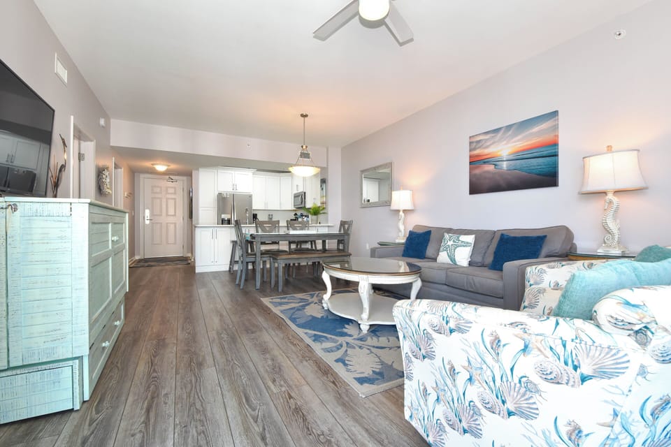 The Palms of Destin 2709 - Living Area to Kitchen