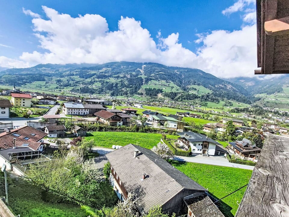 Landscape, House, Rural Area, Highland, Hill Station, Village, Land Lot, Human Settlement, Mountain Range, Slope