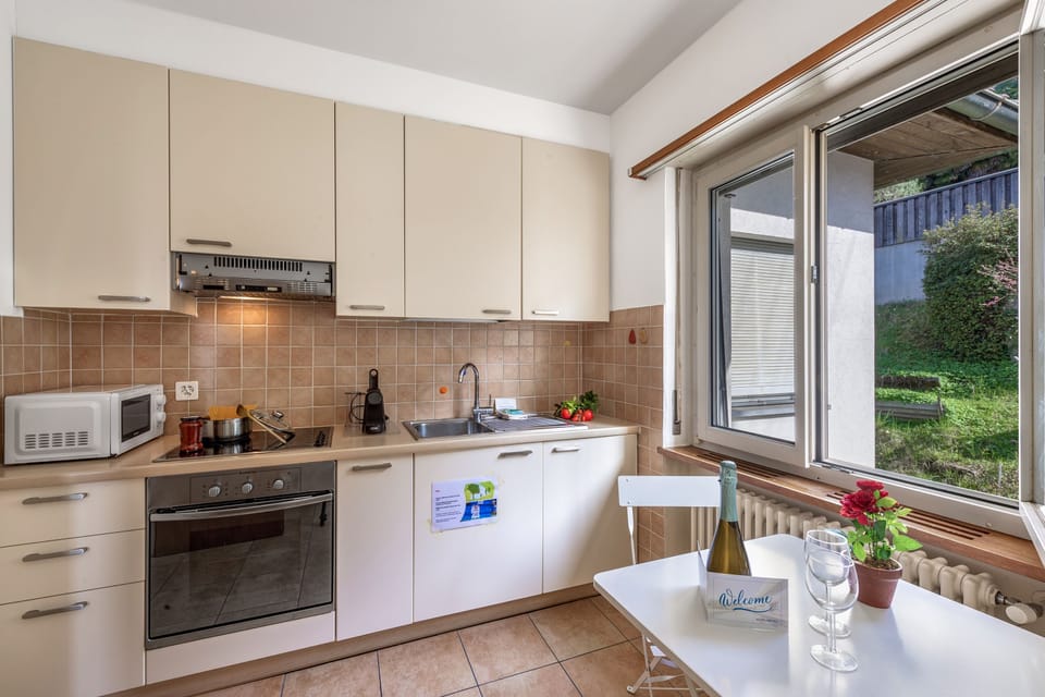 Kitchen and dining area