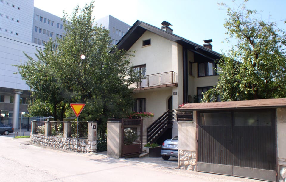 Apartment building