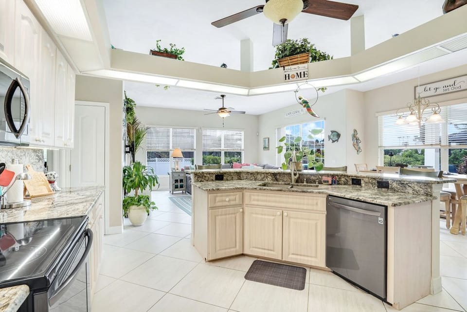Fully equipped open concept Kitchen 