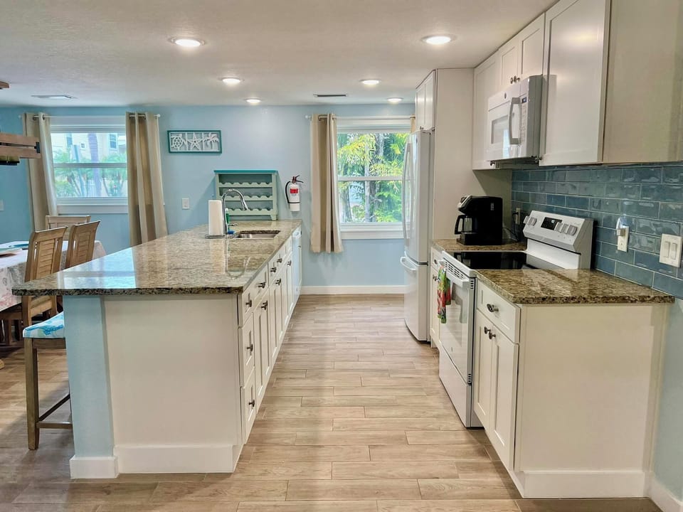 Full kitchen with bar seating