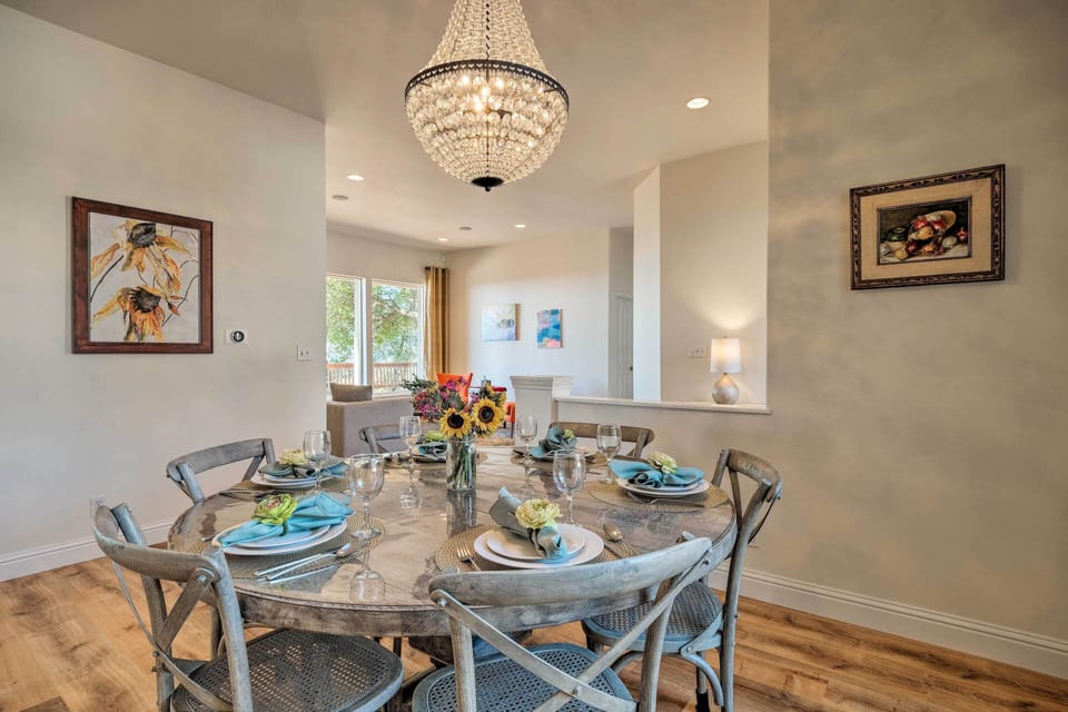 Dining Space | Dishware/Flatware | 1st Floor
