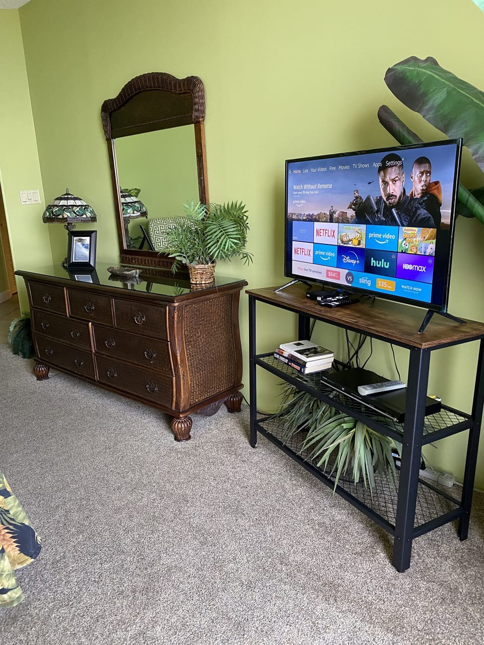 Smart TV, DVD player, HDMI extra cable, and family board games available