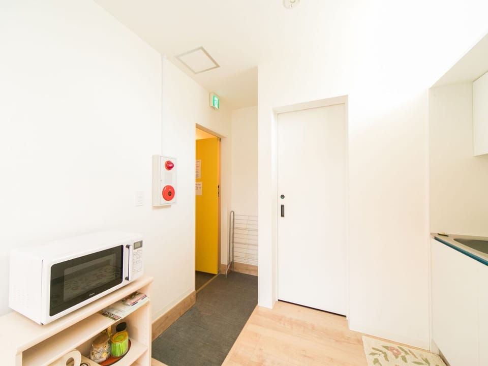 ・[Family Room 3] Enjoy cooking in the spacious kitchen.