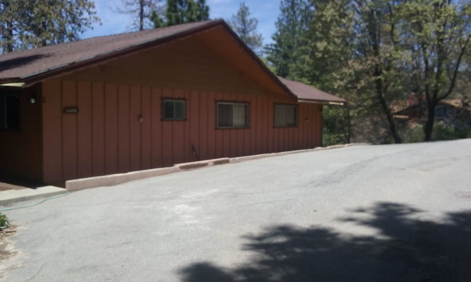 Shows parking area: 3 cars long, 2 wide if necessary