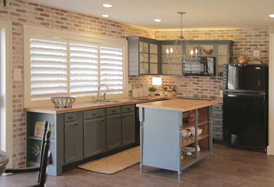 Fully equipped Kitchen area.