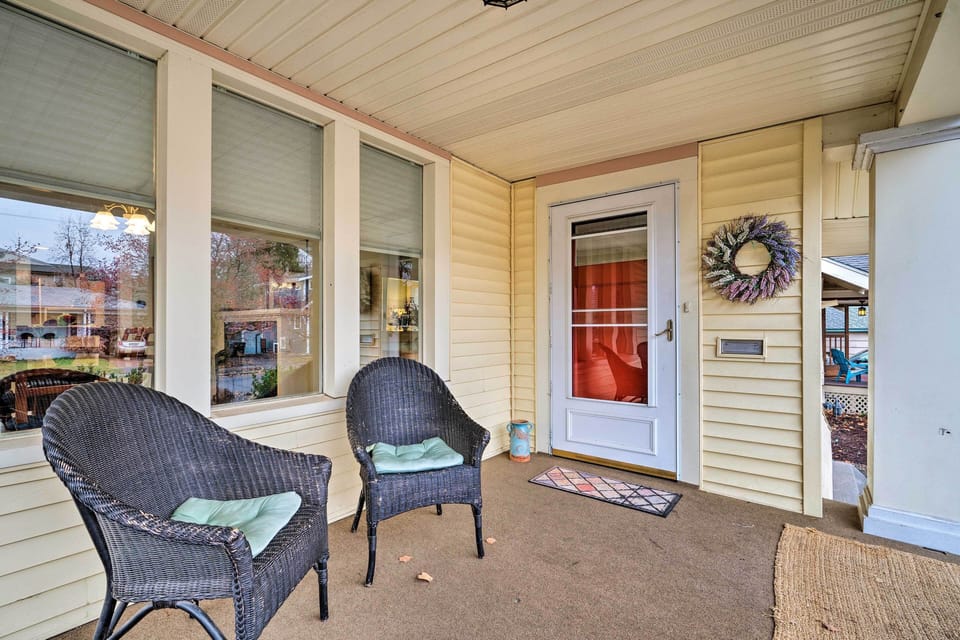 Front Porch w/ Seating | Walkable Location