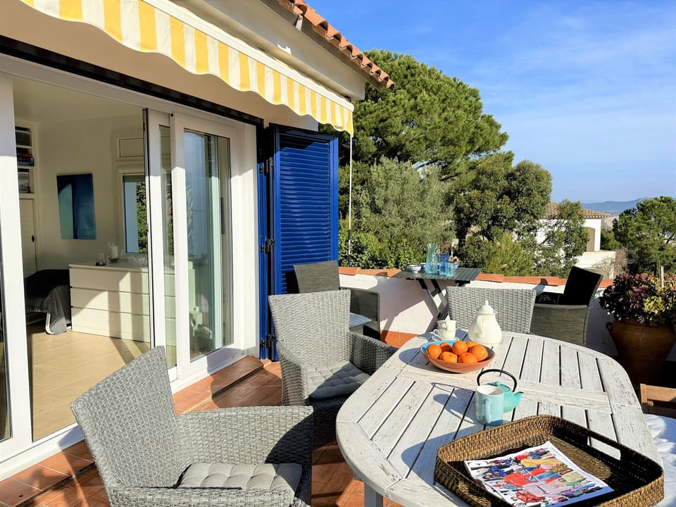 Apartment with sea views to  500 mts from the beach-BEGUR-COSTA BRAVA. 4 people.