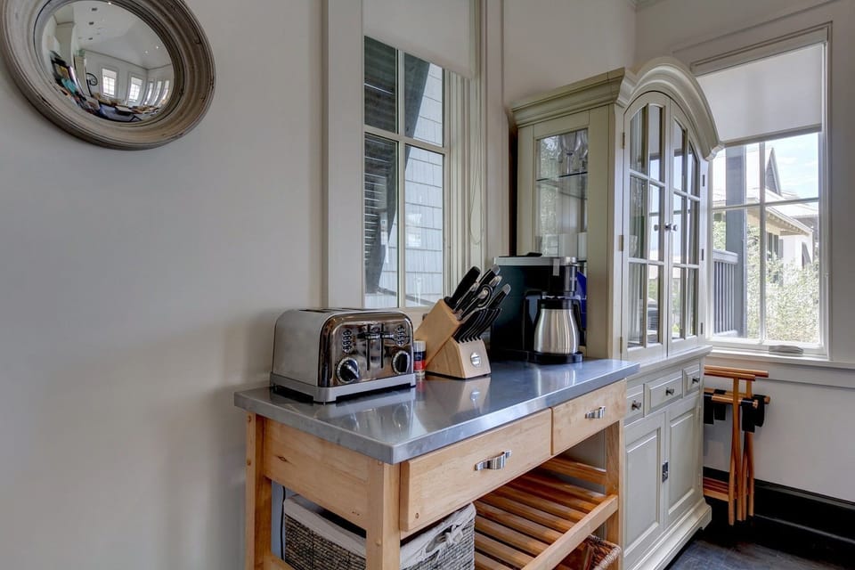Kitchen Prep & Storage