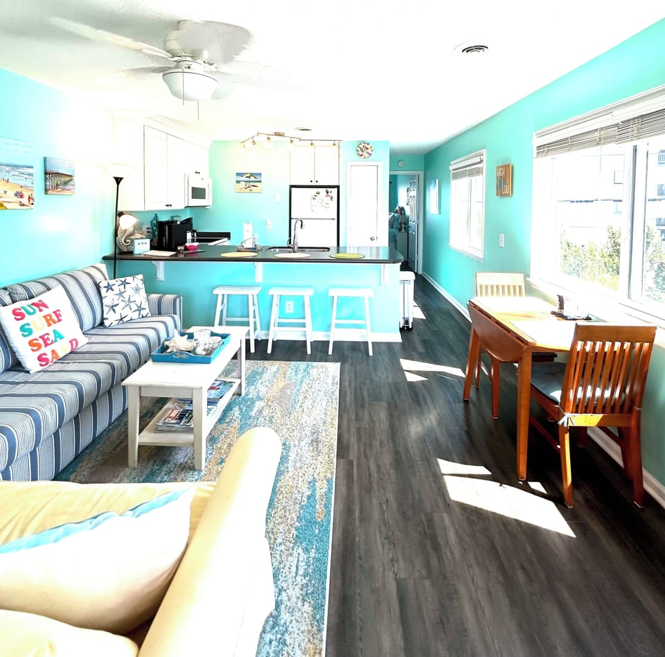 Family room with queen size sofa sleeper