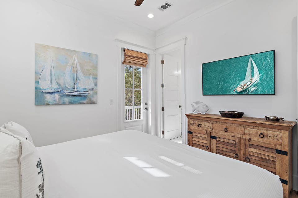 Beach Bliss - Blue Mountain Beach - Second Floor - Bedroom 3 - King - Private Bathroom