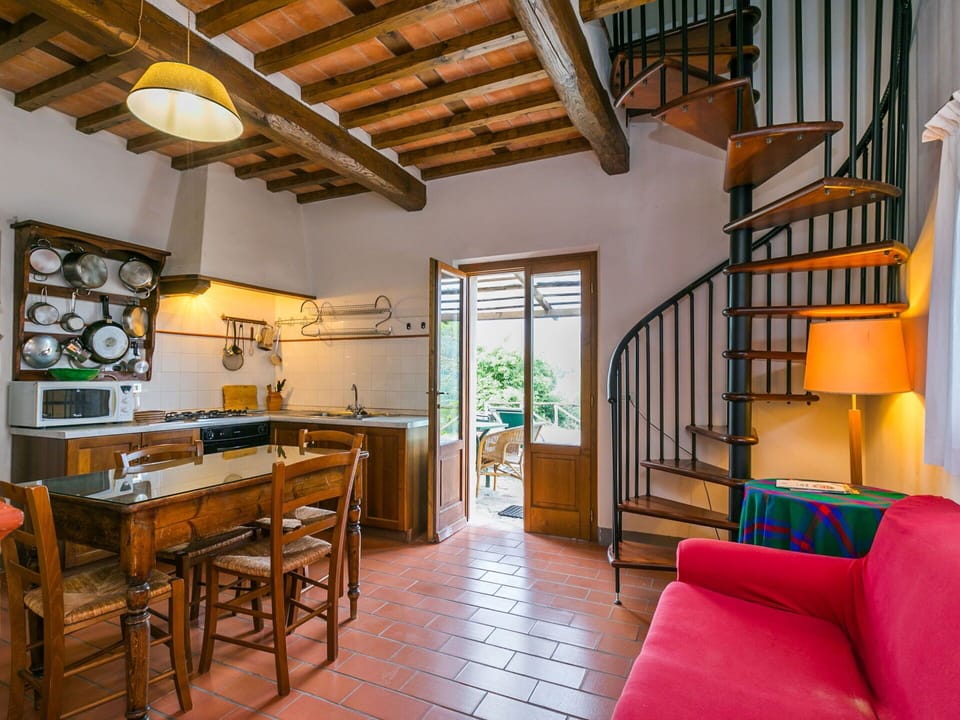 Furniture, Property, Table, Wood, Couch, Architecture, Interior Design, Chair, Living Room, Houseplant