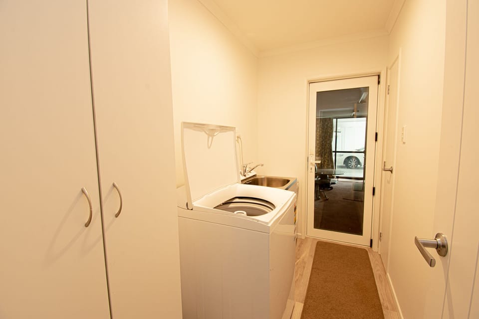 Laundry with washing machine and dryer
