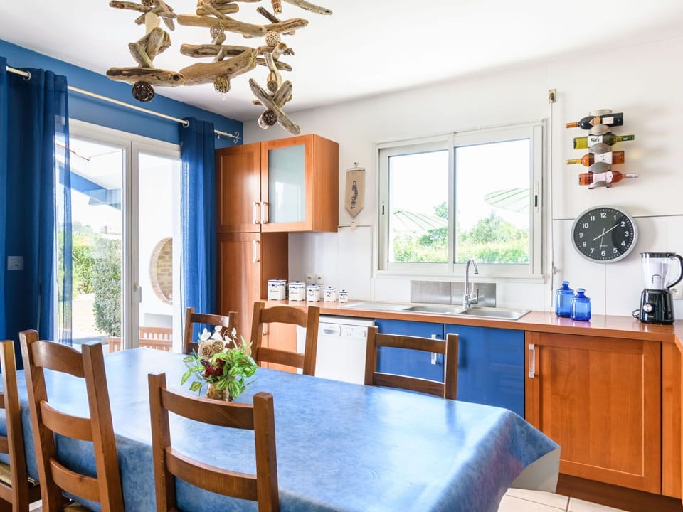 Cabinetry, Property, Kitchen Sink, Countertop, Furniture, Blue, Sink, Table, Tap, Wood