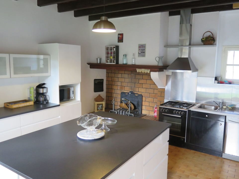 Cabinetry, Furniture, Countertop, Kitchen Appliance, Kitchen Stove, Gas Stove, Wood, Kitchen, Home Appliance, Stove